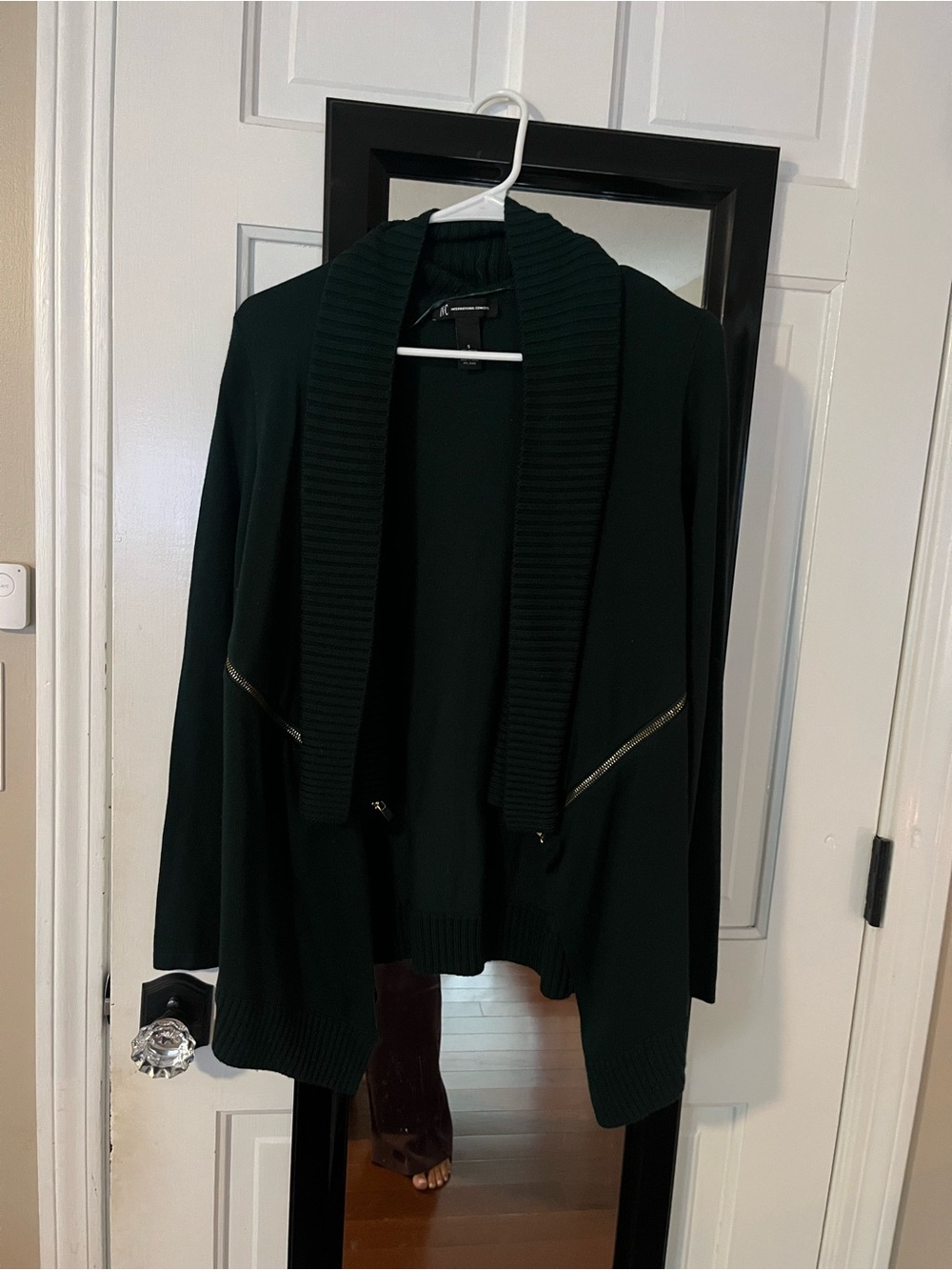 Women’s Shawl Collar Open Cardigan Sweater - Dark Green with zipper detail